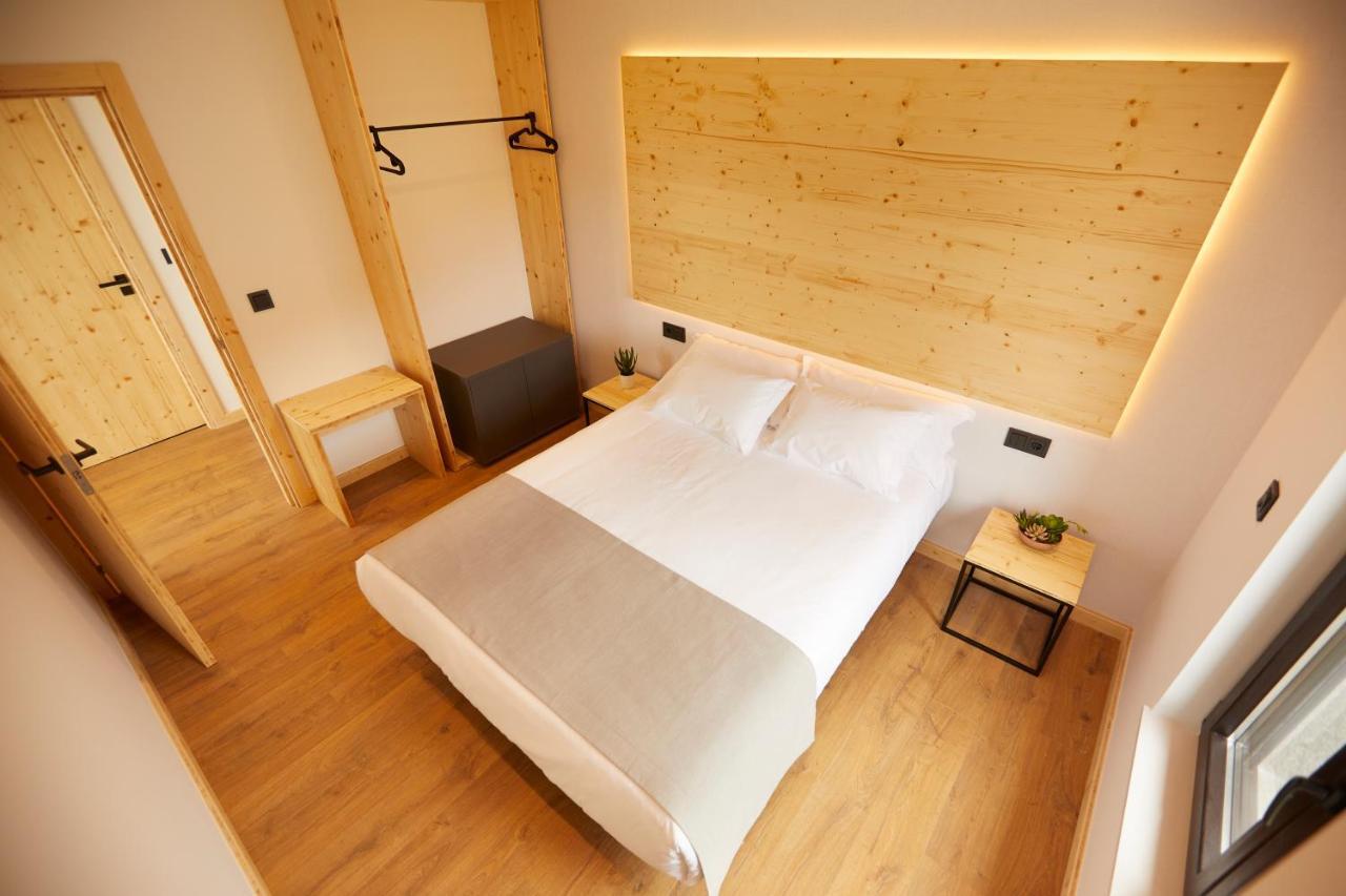 Apartamentos Arumes Do Mar E Montana - Viveiro Exterior photo